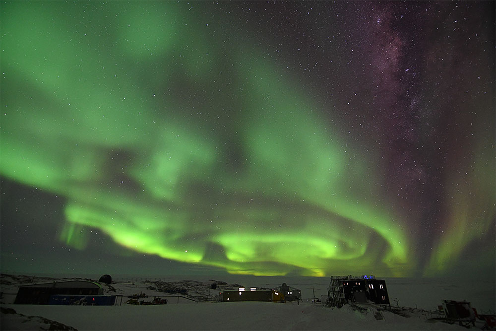 南極のオーロラ